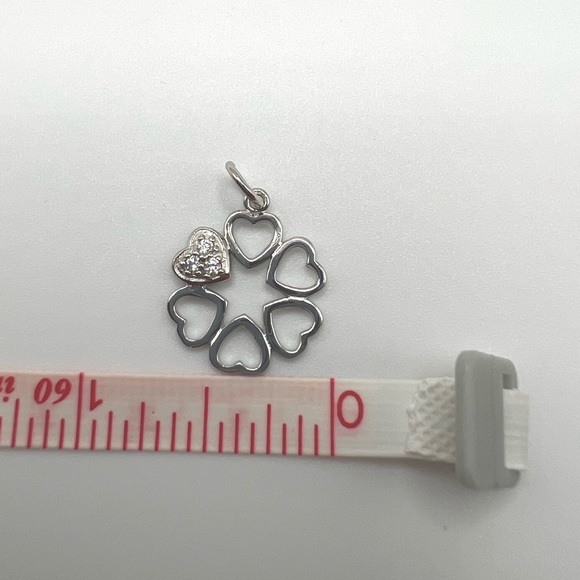 .925 Sterling Silver Heart Wreath Necklace with Cz Accents - Picture 15 of 15